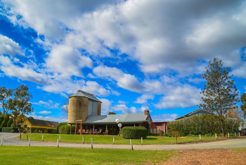 Treehaven Tourist Park Hotel Bomaderry Exterior photo